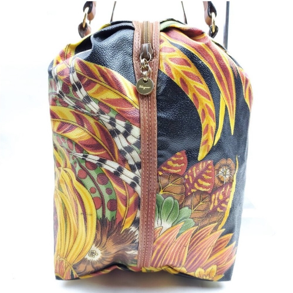 Auth Ferragamo Duffle With Pattern - image 3